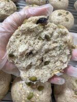 黑麦黑加仑轻态馒 black wheat blackcurrant   (Johor Bahru Outlet) - Image 2